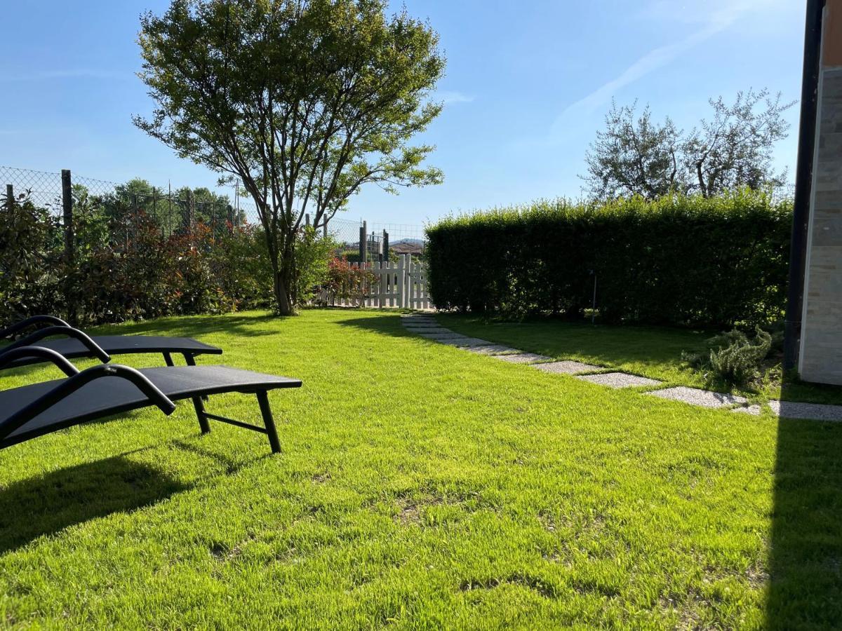Il Fienile Di Manerba Appartement Manerba del Garda Buitenkant foto