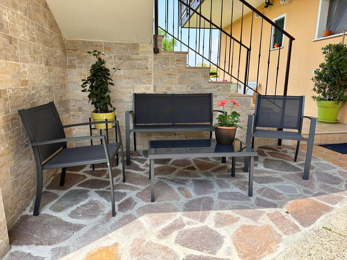 Il Fienile Di Manerba Appartement Manerba del Garda Buitenkant foto